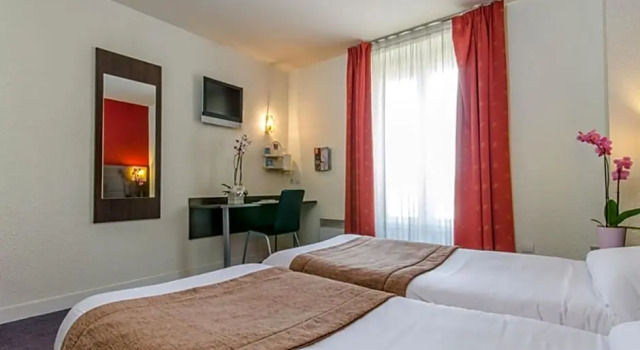 Номер Standard Hotel Arc Paris Porte dOrléans