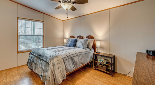 Boat, Fish, Hike & Explore: Cozy Home in Bronston, Prenota Casa vacanze Bronston Stati Uniti