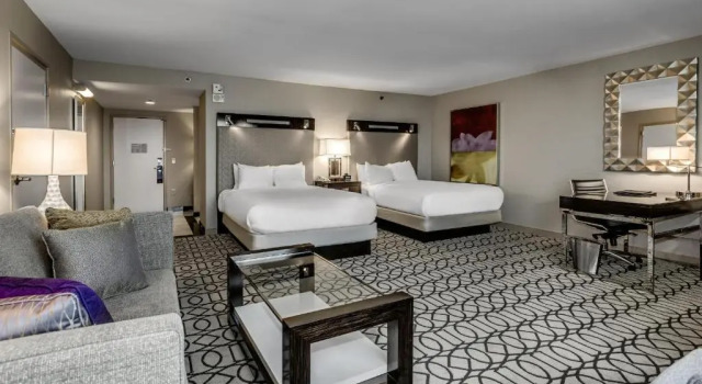 Четырёхместный полулюкс Hilton Columbus at Easton