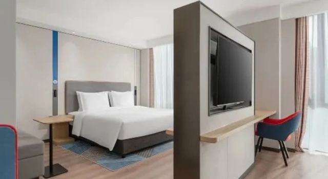 Двухместный люкс c 1 комнатой Holiday Inn Express Xian Daxing by IHG