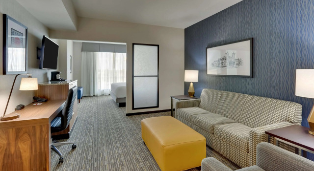 Номер Deluxe Drury Inn & Suites Lafayette IN