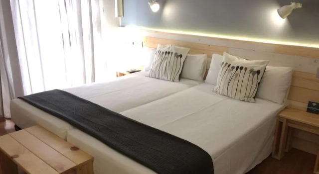 Двухместный номер Standard с балконом Alda Centro Ponferrada