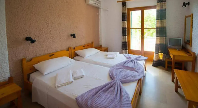 Marie Hotel