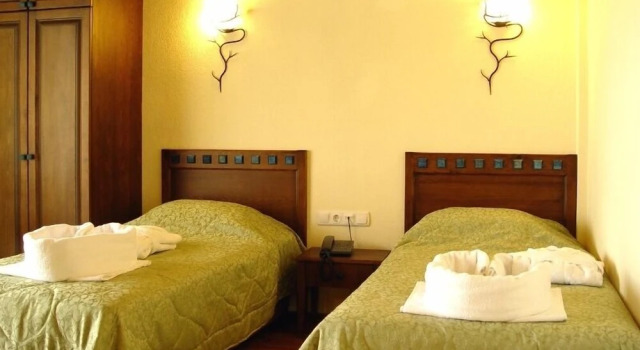 Коттедж с балконом Umut Thermal Spa & Wellness Hotel