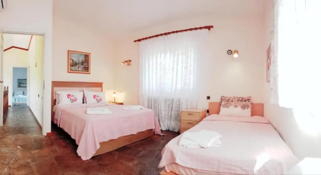 Villa Eleonas, Rezerwuj Willa Nea Iraklitsa Tracja