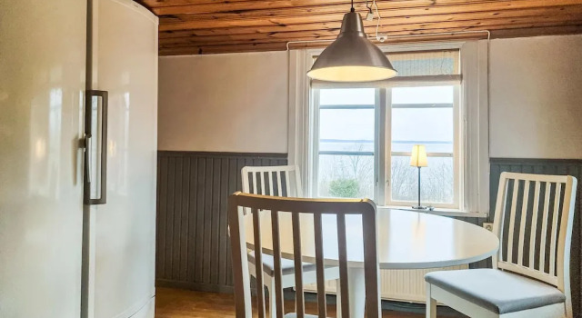 Cozy Home In Ödeshög With Kitchen, Забронировать Отель Эдесхёг Vättern