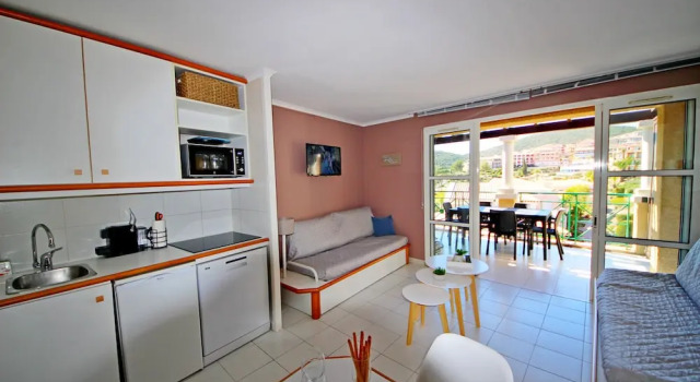 Cap Esterel Village: Grand Studio cabine 2è étage