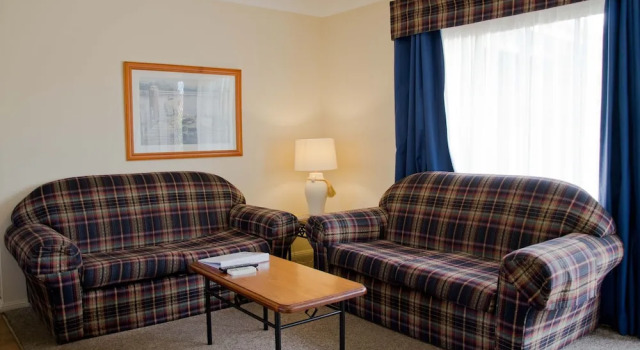Люкс Standard Baybrook Motor Inn
