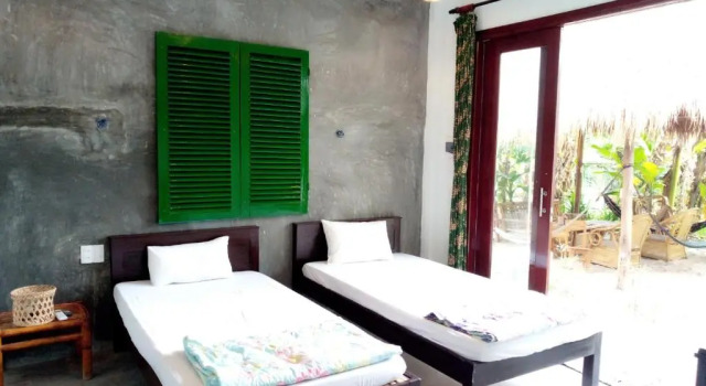 Двухместный номер Standard с видом на сад The Seaside Bungalow Hostel and Bar