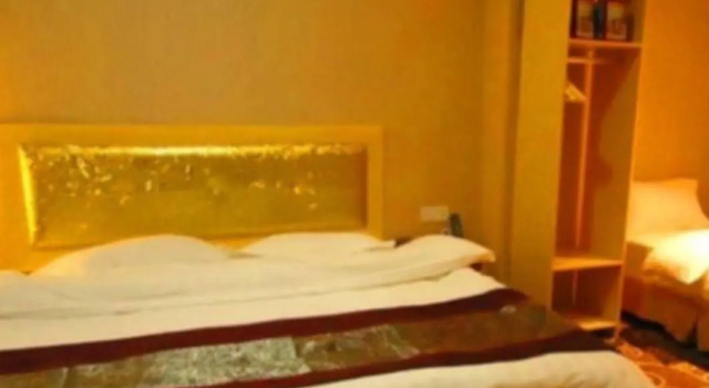Minghang Hotel (Shenzhen Bao'an International Airport Terminal 3), Забронировать Отель Отели Лунхуа с парковкой, Парковка