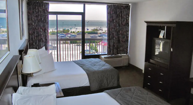 Neptune Park Inn