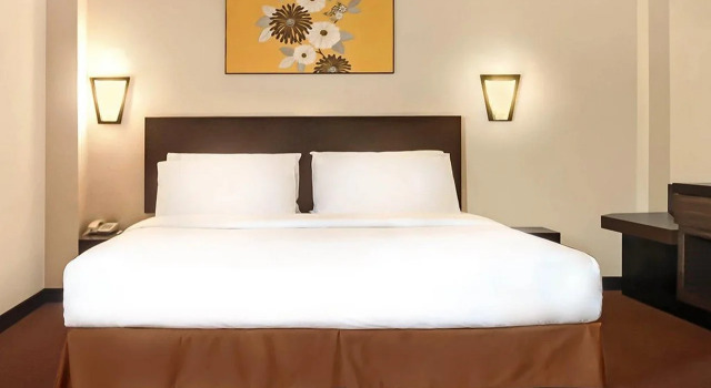 Hotel Summer View, Забронировать Отель Отели Куала-Лумпура с завтраком, рядом с Парк птиц  в Куала-Лумпур, Завтраки