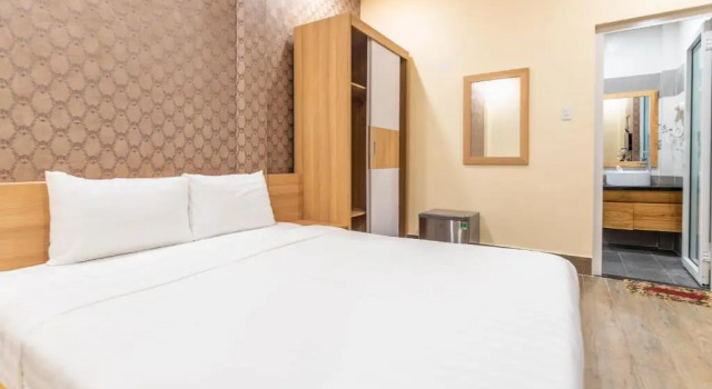 Четырёхместный номер Standard Hanh Phuoc Hotel