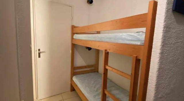 Appartement Port Barcarès, 2 pièces, 6 personnes - FR-1-81-467, Book Lejlighed Hoteller i Corbières med parkering, Parkering