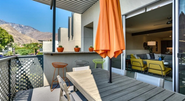 The Riv 156, Забронировать Отель Отели Палм-Спрингса 3 звезды, рядом с Palm Springs Square Shopping Center, 3*