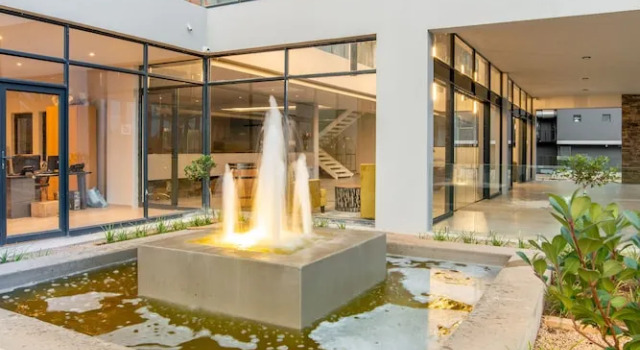 Blueberry Hill Hotel, Book Hotel Roodepoort Gauteng