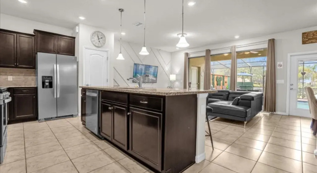 5 Bedrooms / 4.5 Bathrooms / Solterra (4618 TD), Davenport, US