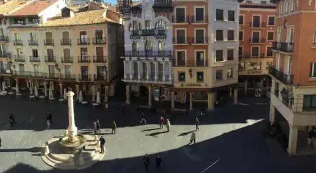 Apartamentos Turisticos Torico Amantes, Book Apartment Hotels in Aragon with Parking, Parking