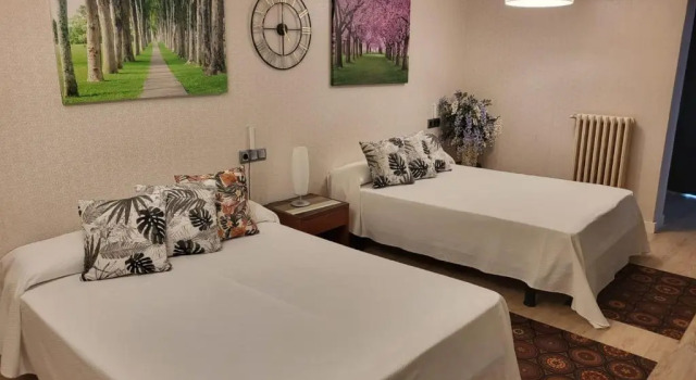 Полулюкс Hotel Travé