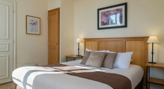 Двухместный номер Comfort The Originals Relais, Hôtel St Laurent