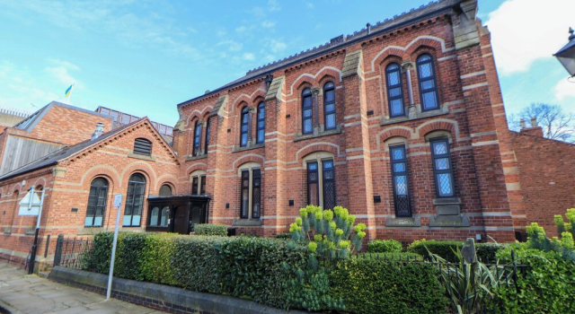 1 Chapel Place