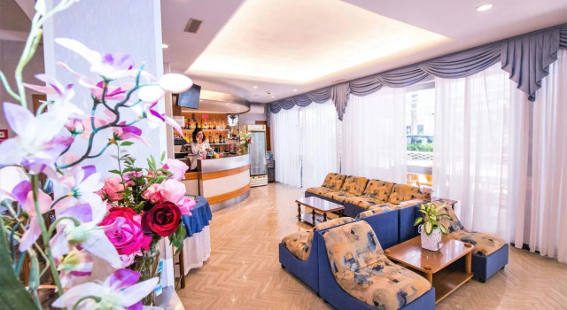 Hotel Arno