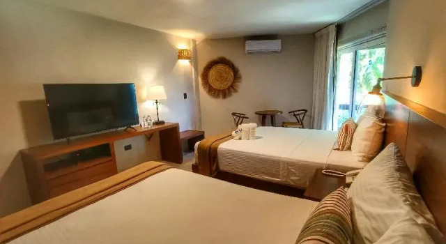 Двухместный номер Standard с балконом Casa del Mar Cozumel Hotel & Dive Resort with free access to an exclusive beach club
