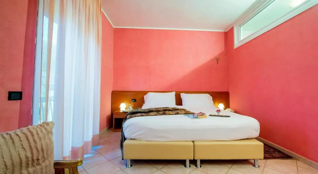 Двухместный номер Standard Hotel San Gerolamo