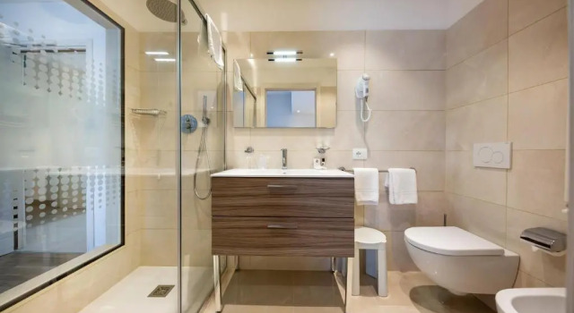 Двухместный номер Superior International Beach Hotel