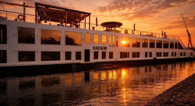 Hathor Ultra Luxury Dahabiya Cruise - Saturday from Luxor