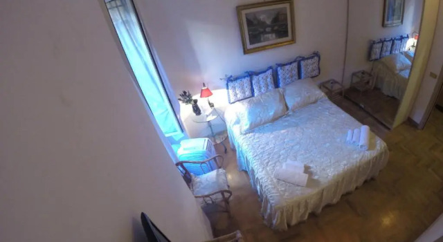 Номер Standard Daffodil in Roma San Pietro