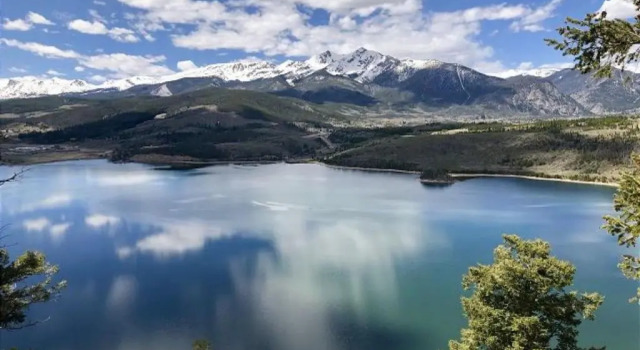 Апартаменты Deluxe Lakeshore by Summit County Mountain Retreats