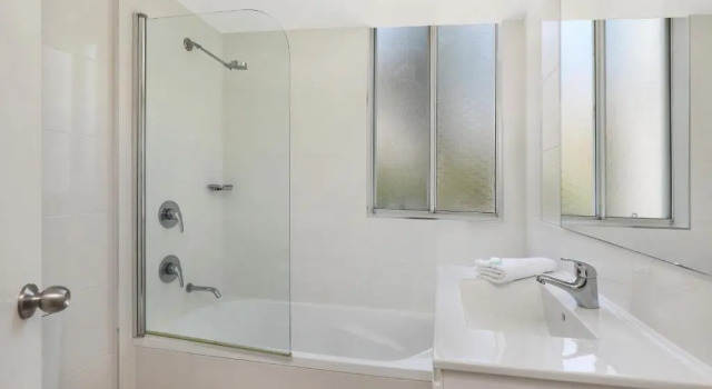 Апартаменты Deluxe The Bay Apartments Coolangatta