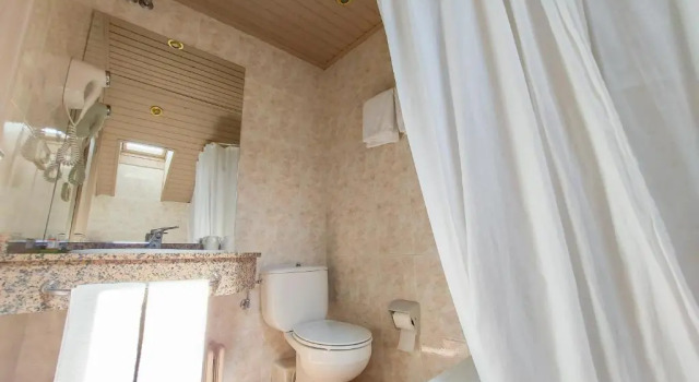 Двухместный номер Standard Riu Nere Mountain Hotel