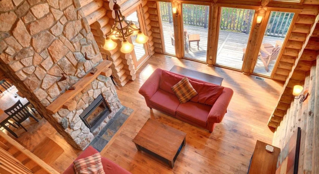 Chalet Nikita, Buchen Sie Chalet Hotels in Québec mit Parkplatz, Parkplätze