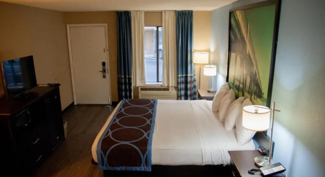 Standard Kahden hengen huone Super 8 Crestview