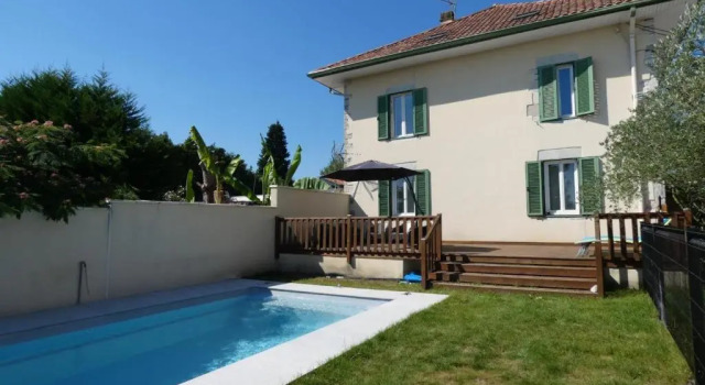 Gîte Saint-Lon-les-Mines, 8 pièces, 15 personnes - FR-1-360-686, Забронировать Отель Сен-Лон-ле-Мин Landes