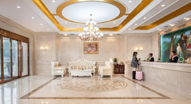 Vienna Hotel Anhui Fuyang University Town