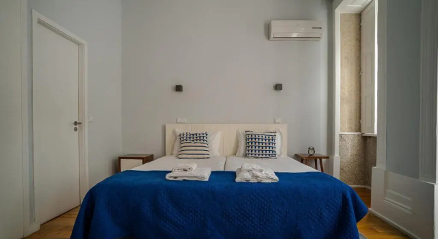 Студия с балконом Oporto Trendy Apartments