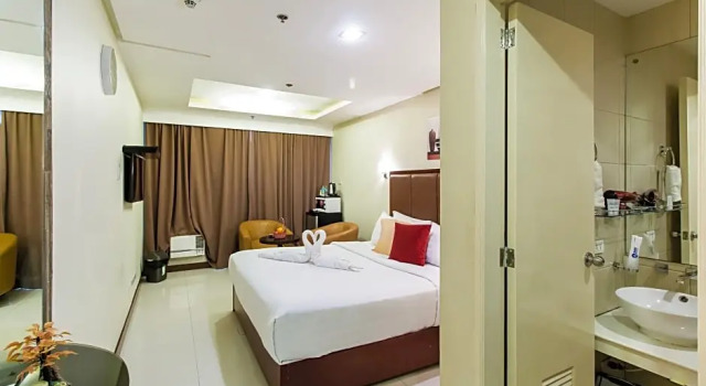 Студия Deluxe JMM Apartment Suites