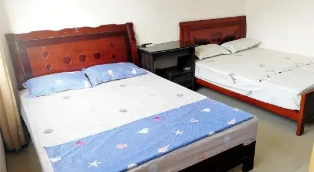 Семейный люкс с 2 комнатами Beihai Old Town Holiday Seaview Inn