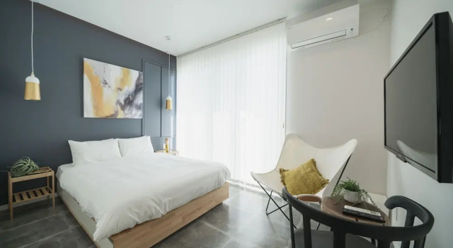 Infinity Hotel -Higawa-, Забронировать Отель Отели Наха с парковкой, рядом с Томарин - Портовый терминал Томари, Парковка