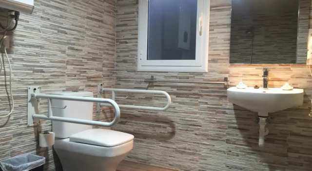 Трёхместный номер Standard Laramond Barcelona Rooms