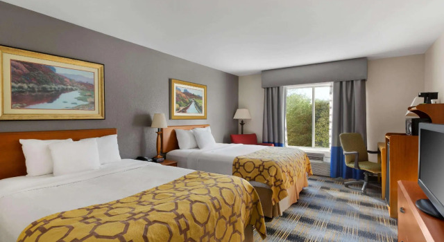 Четырёхместный номер Standard Baymont by Wyndham Lithia Springs Atlanta