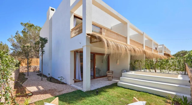 Mar Suites Formentera by Universal Beach Hotels, Boek Hotel Es Pujols Formentera
