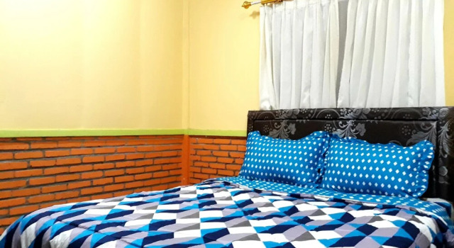 Bromo Holiday Guest House, Book Hotel Hotels in Bromo with Parking, Parking