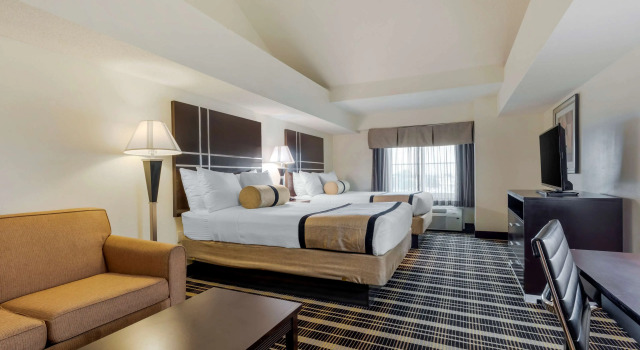 Четырёхместный номер Standard Best Western Plus Rockwall Inn & Suites