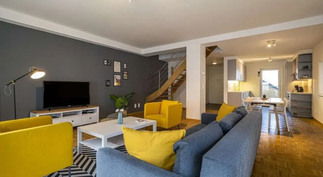 Smartflats - Central Ghent, Забронировать Отель Бизнес-отели Гента, рядом с Rabot, 4* 5*