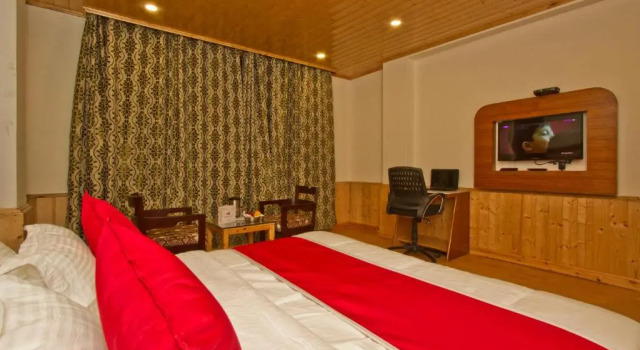 Двухместный номер Superior Sarthak Regency,Rangri, Manali,HP,Just 1 kms from Volvo parking