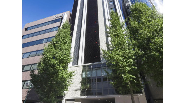Кровать в общем номере KOKO HOTEL Hakata Shinkansenguchi